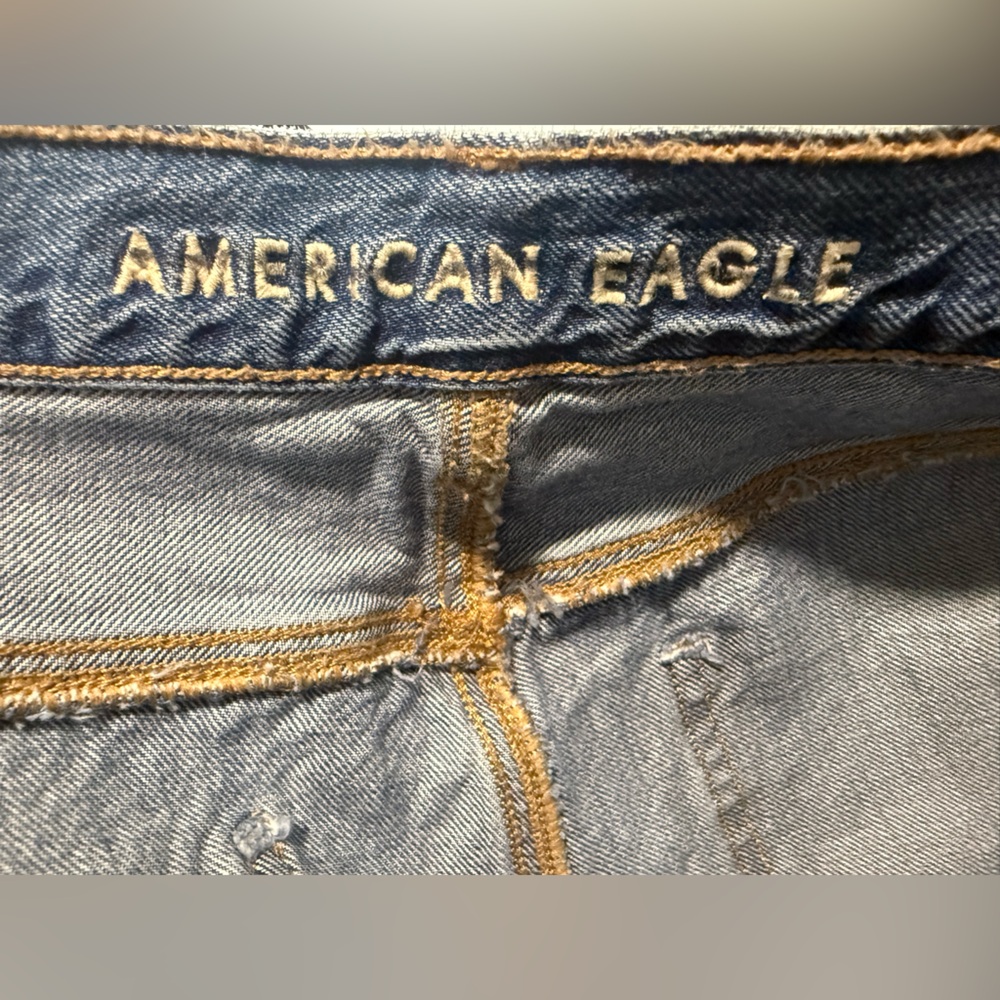 American Eagle Denim Mom Jeans Size 16 - Picture 9 of 9